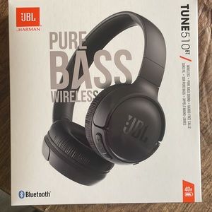 Brand New JBL Pure Bass Wireless Headphones